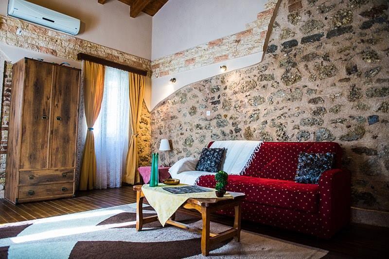 Jason's Stone House Апартаменты