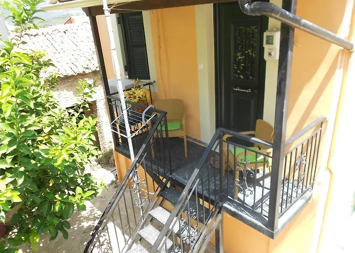 Jason\'S Stone House